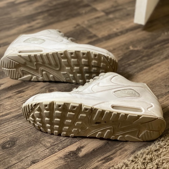 Men’s Nike Air-Max Shoes size 12 - Picture 4 of 5